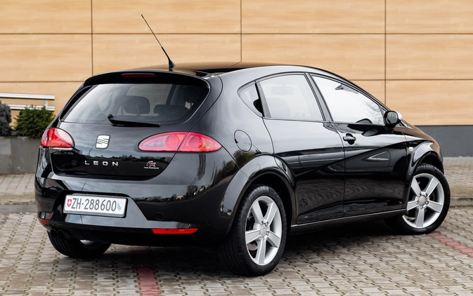 Seat Leon cena 21900 przebieg: 253000, rok produkcji 2007 z Radom małe 667